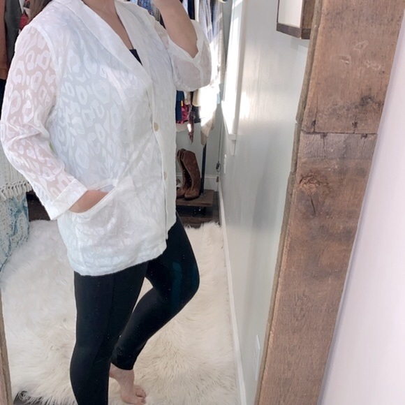 Jodifl white jacket size medium new with tags - Picture 4 of 7